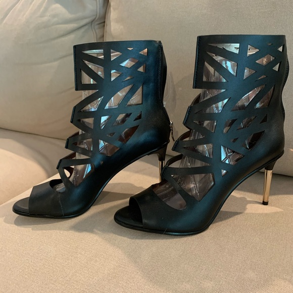 BCBG Heels - Picture 1 of 5